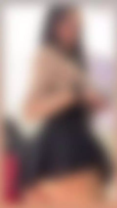 I want to feel your cock inside me, fuck me until my huge co... by melinaparker-1