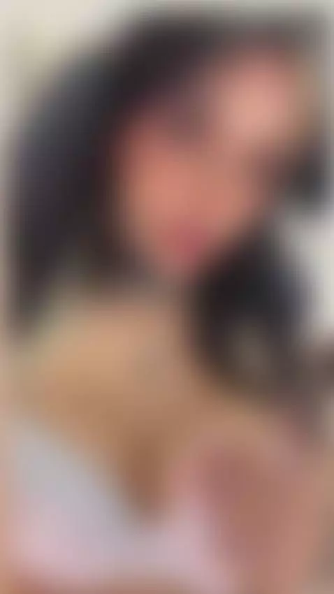 I love a cock like yours inside my ass, let it fuck me rich ... by melinaparker-1