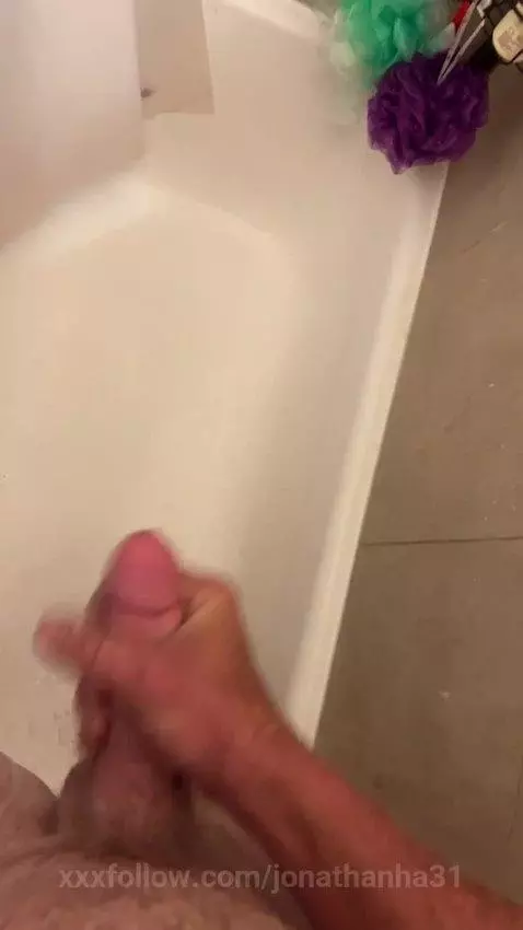 here i cum by jonathanha31