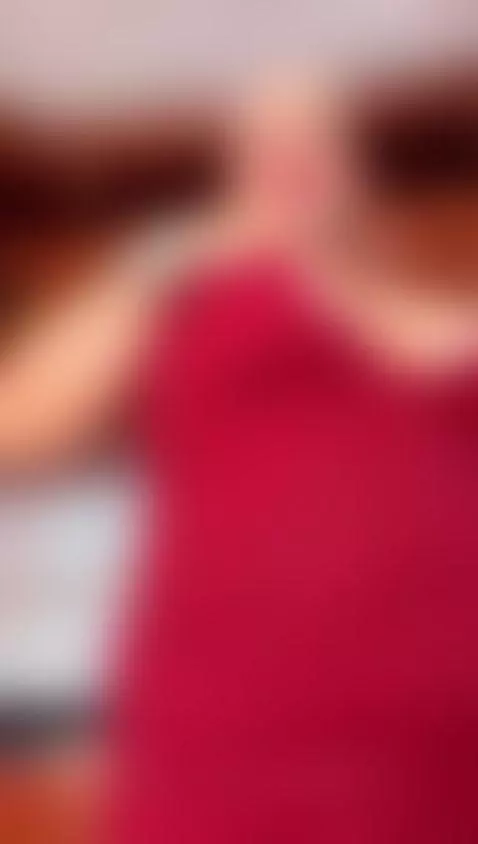 Topless in the kitchen wanting you to make me have an orgasm... by gianella-cox