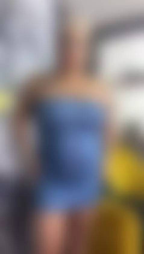 Give me your big cock, I want you to fuck me hard in the off... by gianella-cox