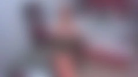 Happy start of the week, do you want to play with my big tit... by gianella-cox