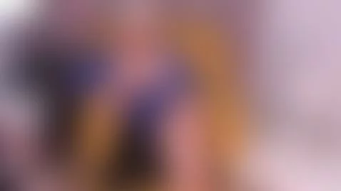 Happy Monday, do you like my blue dress? by gianella-cox