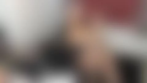 Hello honey happy Monday, I want to suck your dick!!!! by gianella-cox