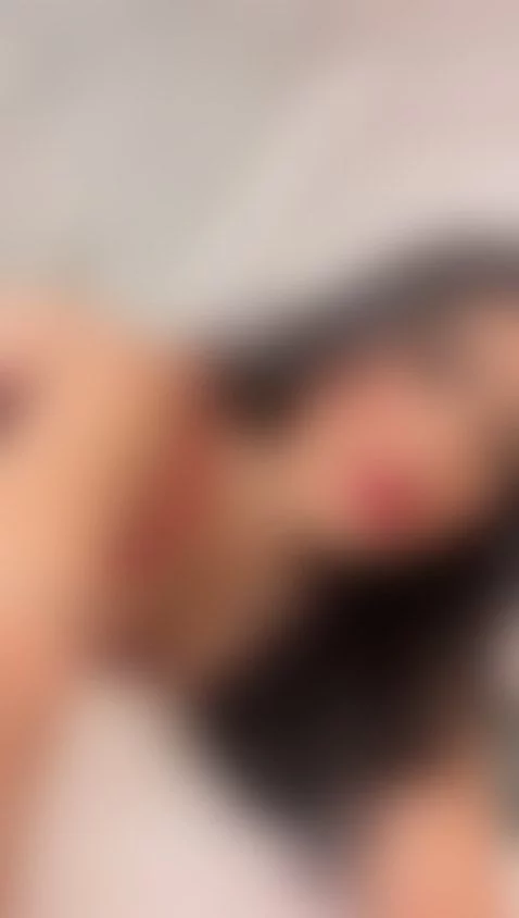 Would you kiss me? 💋 by santanaroa