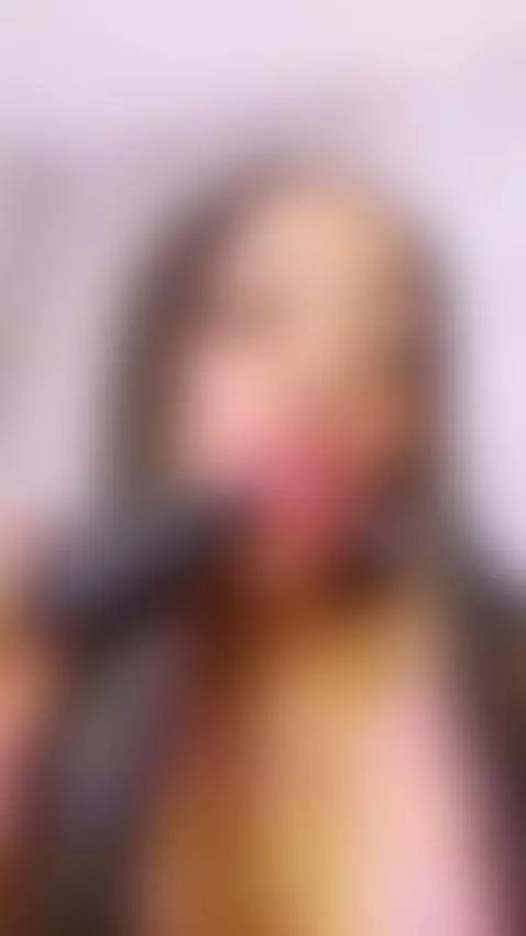 Saturday fun:  I control my pleasure…we cum together by briannachelsea