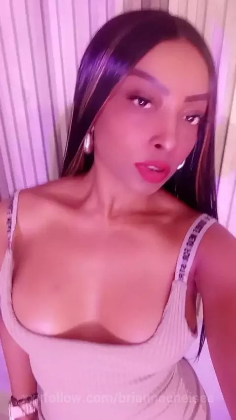 My desire doesn’t warn… it just shows up and drives you wild... by briannachelsea