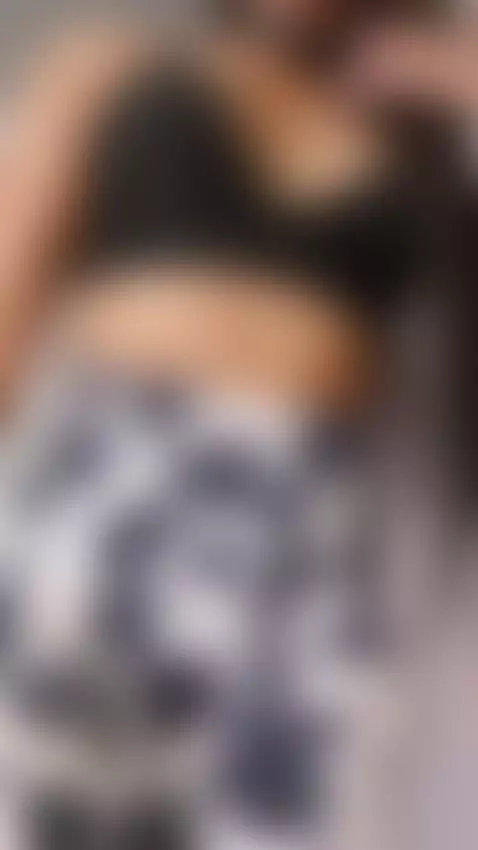 😏 Which one of my curious lovers dares to sneak in and watch... by briannachelsea