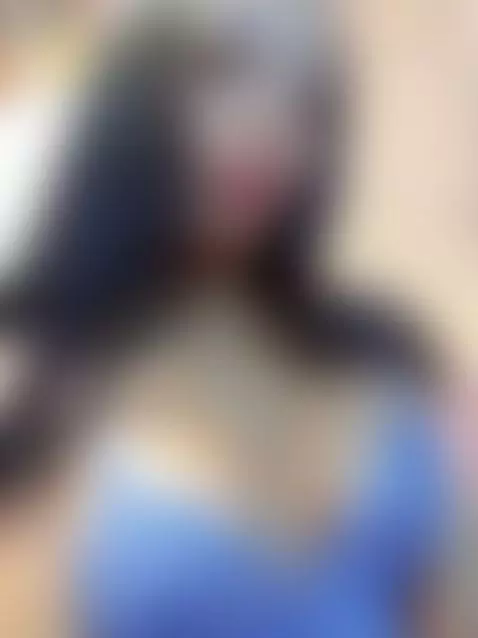 Live stream alert! I'm ready to connect with all of you in r... by briannachelsea