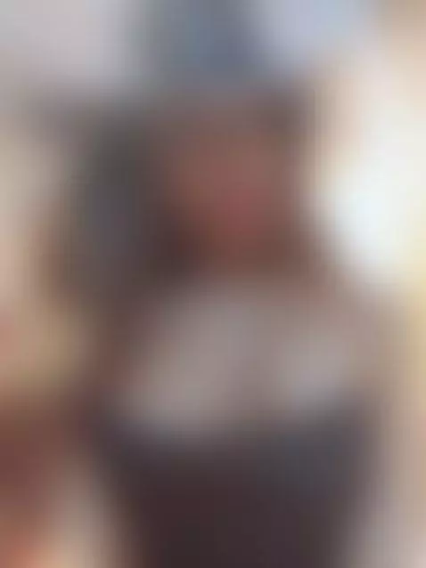 Happy Monday, beautiful people! Join my room and let's fill ... by briannachelsea