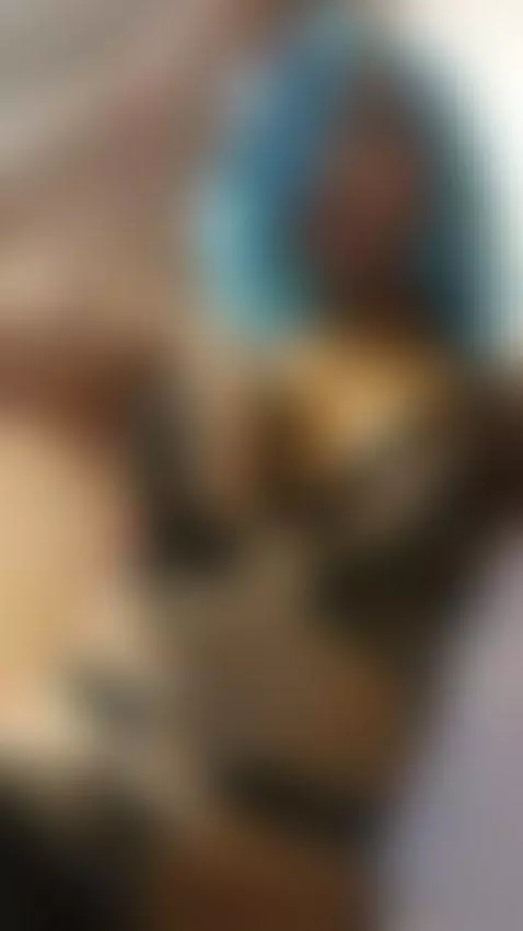 Very good morning, beautiful loves, how did you wake up? How... by briannachelsea