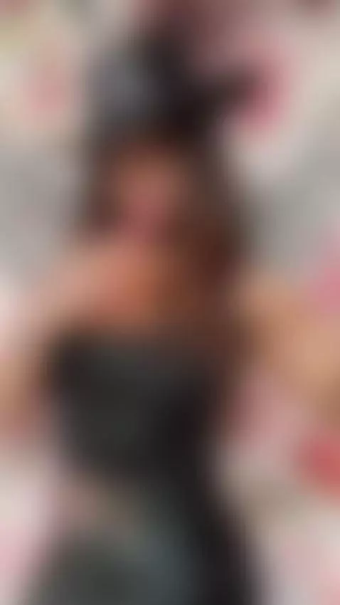 Hello, my loves! 🌸 How did you wake up today? I’m feeling am... by briannachelsea