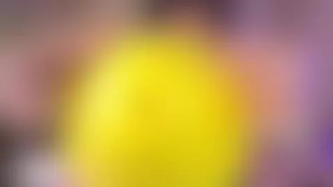 Do you like the sound of the balloon with my nails? by caandace