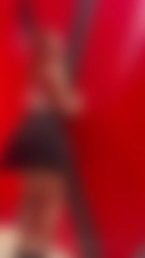 Romo red by antonellakling