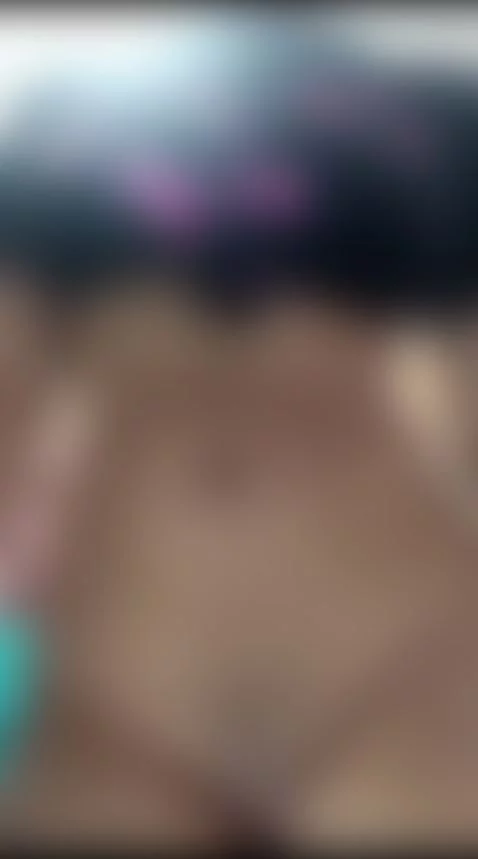 And if we take to the rhythm of a bachata🔥@camsoda by antonellakling