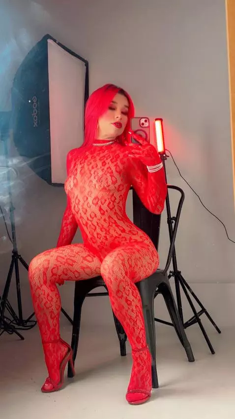 I want say you Hi sweet 🥰 by charlottee-lee