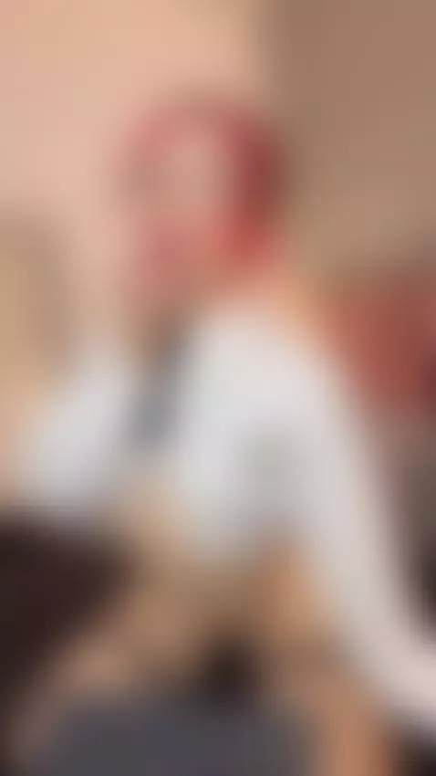 Podria ser tu secretaria y sertraviesa? ven a verme ,te espe... by charlottee-lee