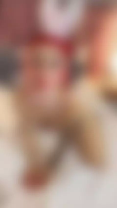 Puedo brincar encima tu yo? 🥵🧁🌸🍒🐰🐇 by charlottee-lee