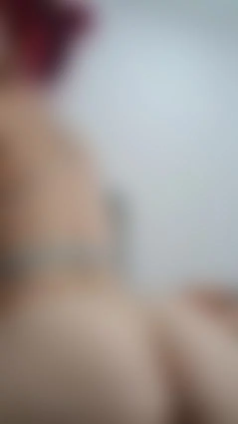 B o u n c e 🍑 by charlottee-lee