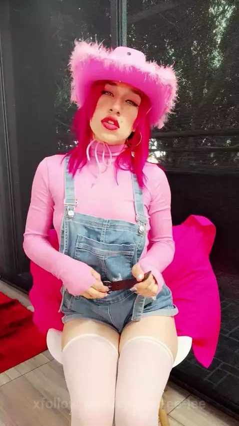 sexy cowgirl 🩷🌹 by charlottee-lee