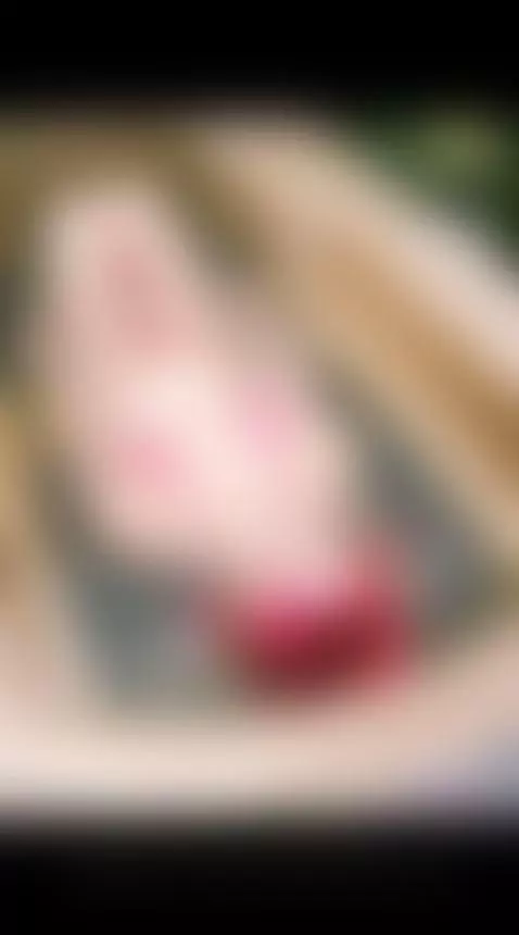 My whole body in ice 💙 by charlottee-lee