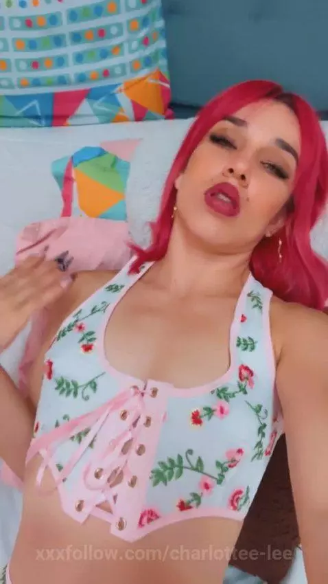 Today I just wanted to make a sweet and tender girl for you ... by charlottee-lee