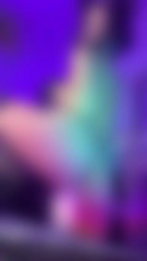 Hey, hey, go see my pages for more by saraclover