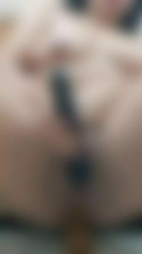 anal, domi, curvy by antonellarusso