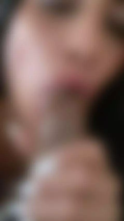 I love sucking big cocks by antonellarusso