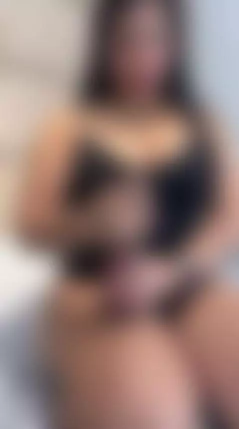 I love masturbating your delicious cock by antonellarusso