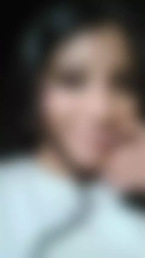 Me gusta cuando estoy sola en la casa, porque mi vecino le g... by antonellarusso