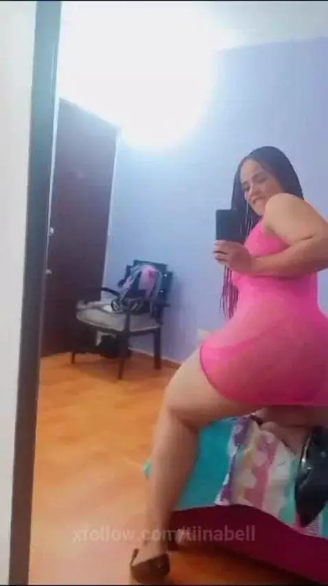 Do you like my pink lingerie ?😏🍑😈 by tiinabell