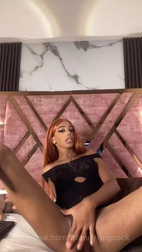 Come and Fllam me with your eyes 🔥😈 by tifanny-bigcock