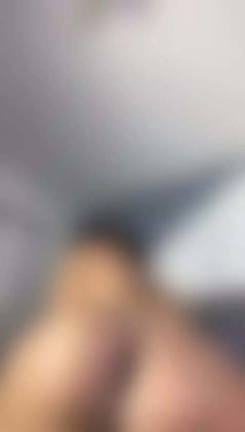 Hey babe! Do you want me? 🤭😏😈 by tifanny-bigcock