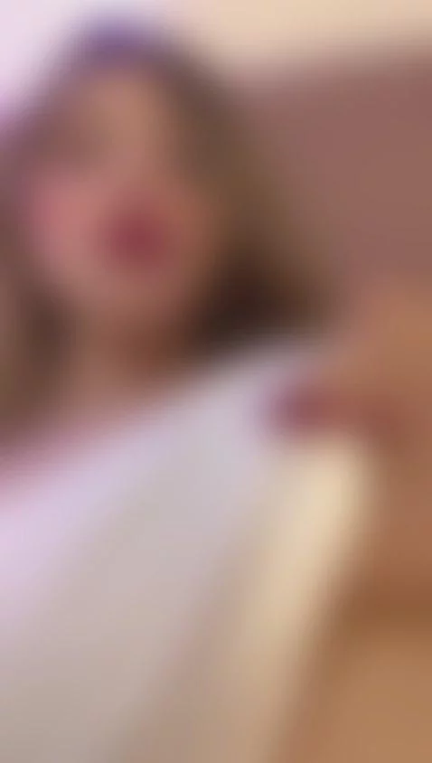 I'm back, hello guys 💋 by aliciacornny