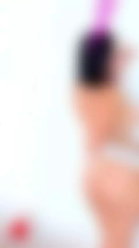 Will you eat this sweet, hot bunny's pussy?🤤 I'm craving a d... by ana-bella1