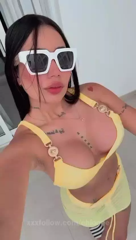 outdoor, latina, bigboobs by chlooee
