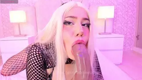 What are you thinking with this wild blowjob? 🤤 by bonierosie