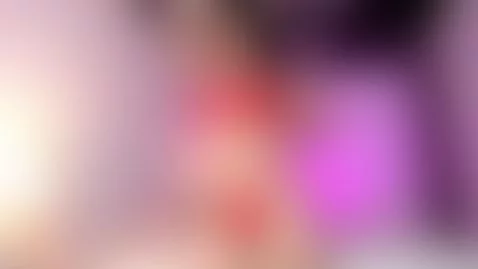 - O N L I N E - by hanna-thomson