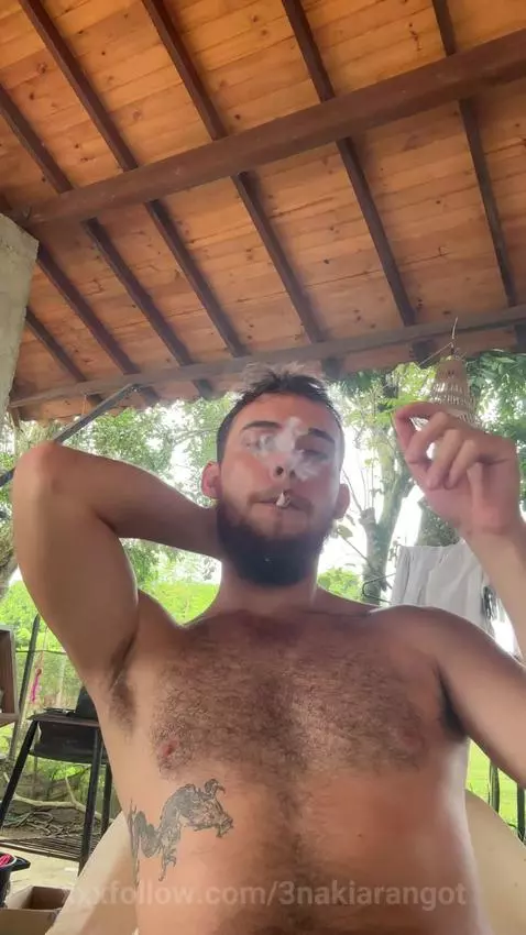 Hairy man by 3nakiarangot