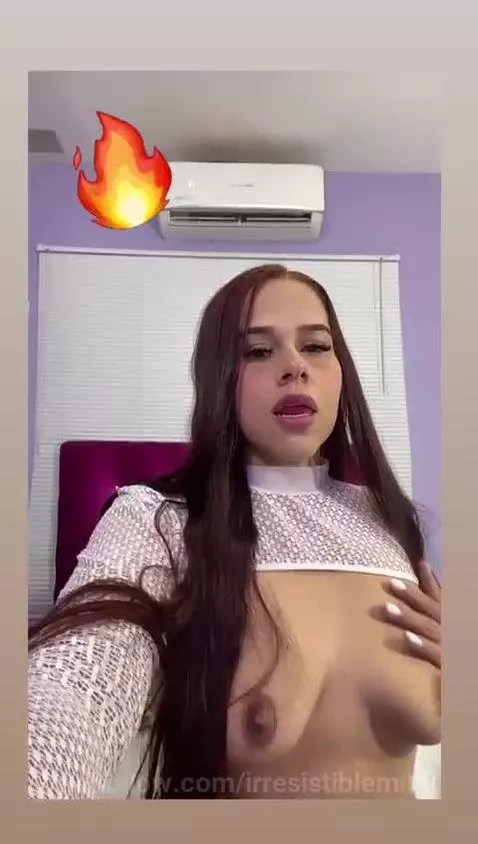 I love when you kiss my nipples 💋🍒🔥 by irresistiblemilf