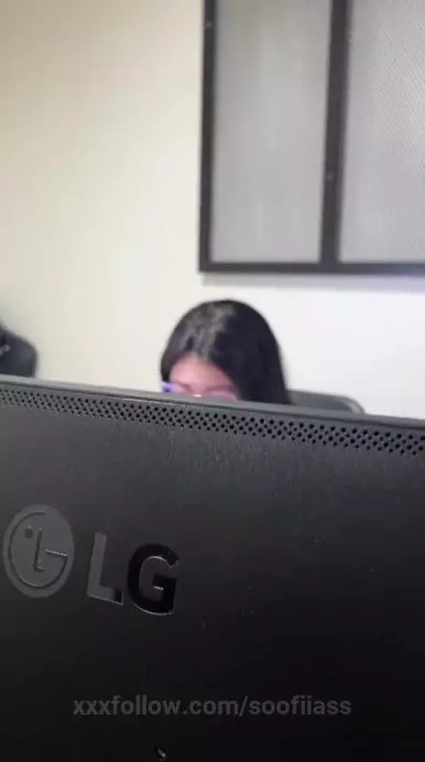 Do you think she could see me, do you want to come and hide ... by soofiiass