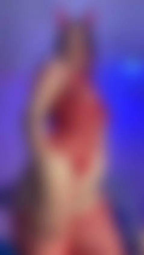 ✨ Going live tonight! ✨
I'll be online at 8:00 PM (GMT-5) 💋
... by katalinaparker