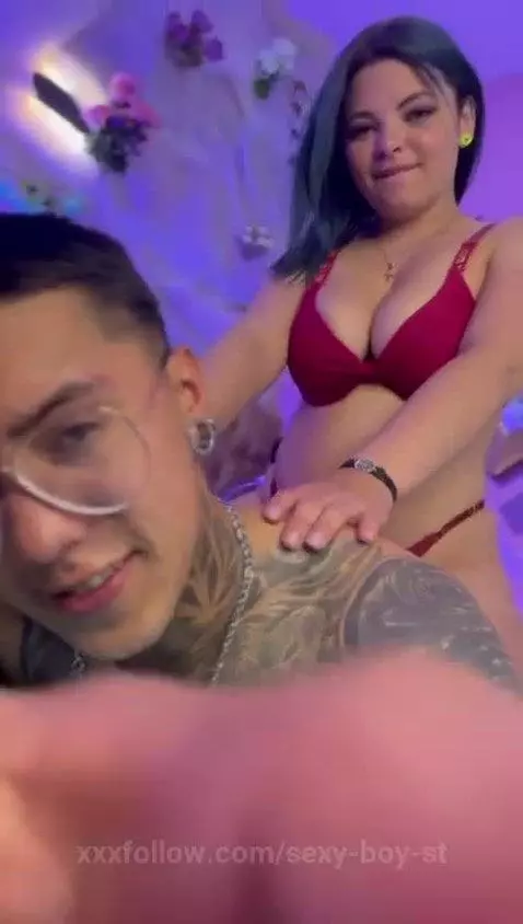 My girl makes me the best massages by sexy-boy-st