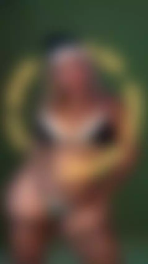 Come here I'm waiting for you to make me wet! 💚💦 by aliiceebrown