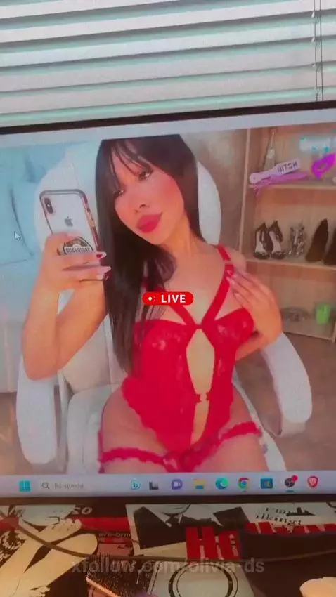 Enjoy of my pretty lingery 😍😘 by olivia-ds