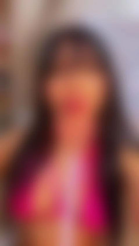 Ready to play with me ? by olivia-ds