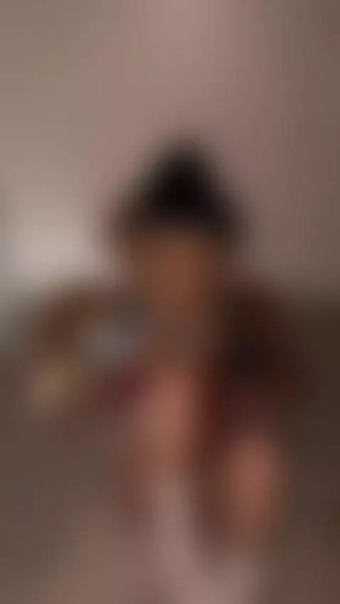 🙊😂Thre Hot and laugh poses by belamiller