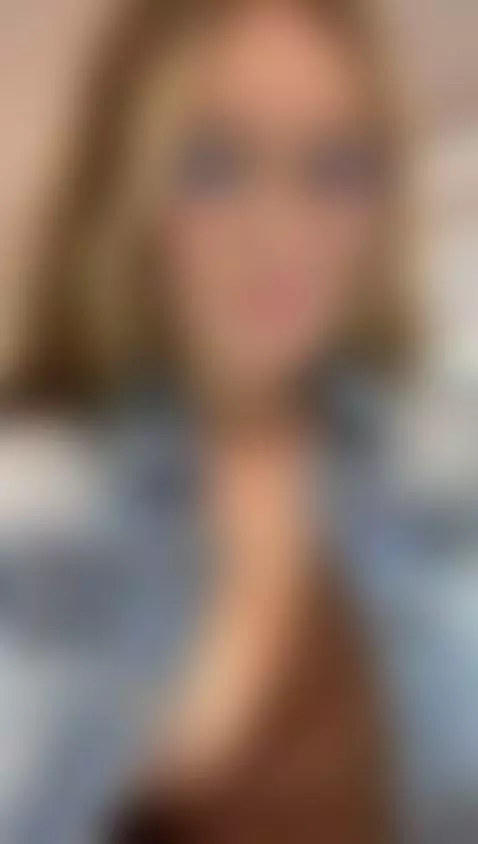 I can't help playing anywhere 🔥🙊 by belamiller