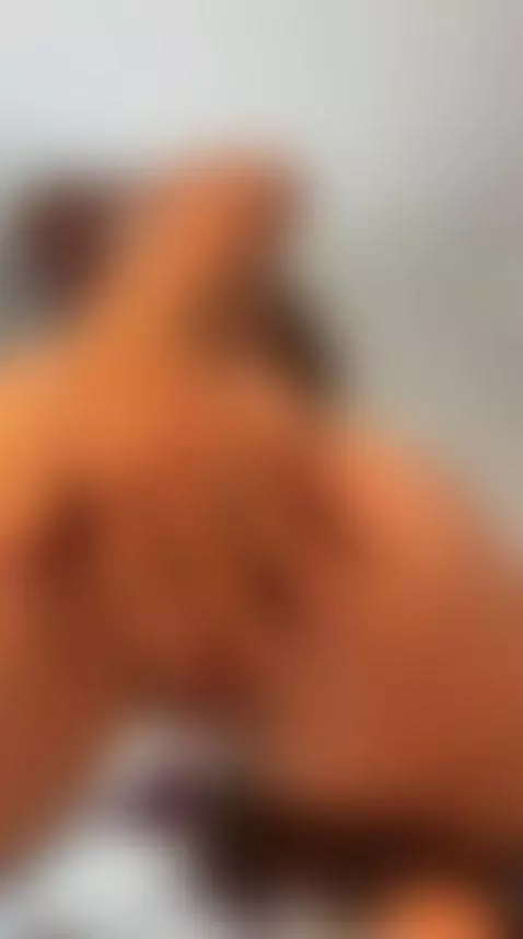 I'm online right now, join me and get me wet. by belamiller